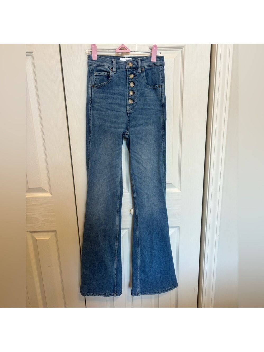 Boyish Jeans Button Fly Flare Leg 5 Pocket Jeans medium Wash Sz 24